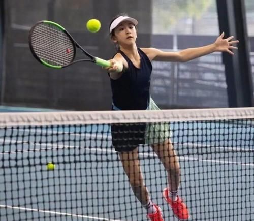 而湖人则在 而湖人则在