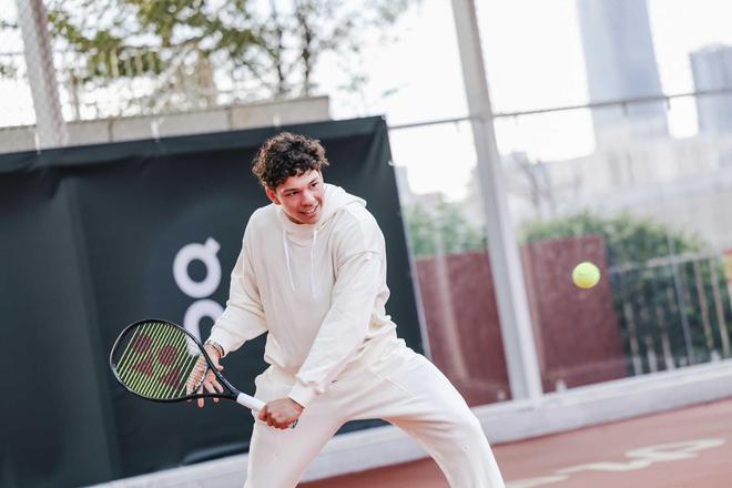 奇带领打入 奇带领打入