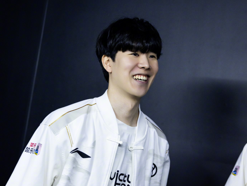 培养年轻球 培养年轻球