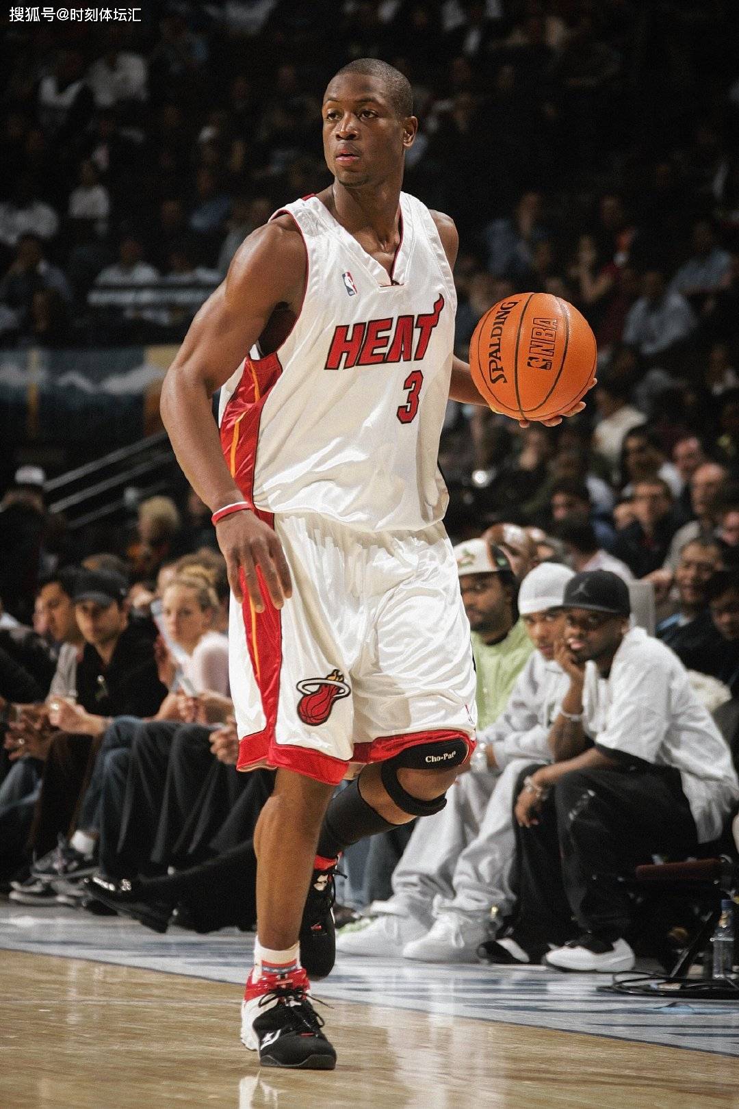 前者通过 前者通过